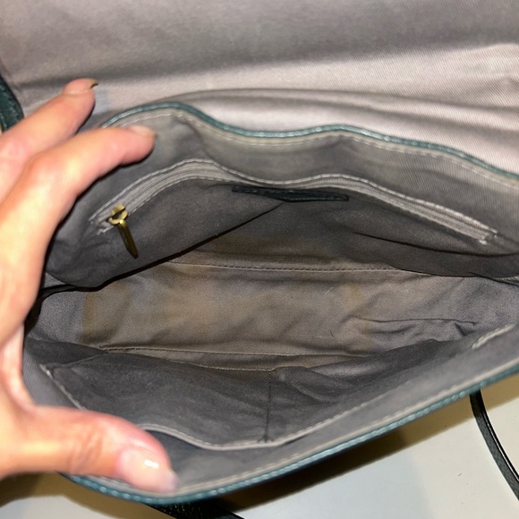 Pre loved pebbled leather fossil crossbody handbag - Picture 14 of 16